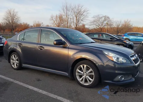 2013 Subaru Legacy 2.5I Limited z USA, uszkodzony, nr VIN 4S3BMBK64D3024557